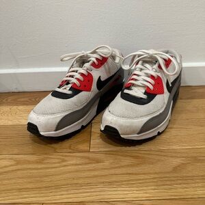 Nike Air Max Women’s Sneakers